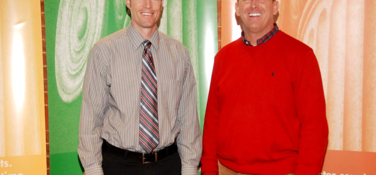 Colleague honors fellow colleague Colleague honors fellow colleague